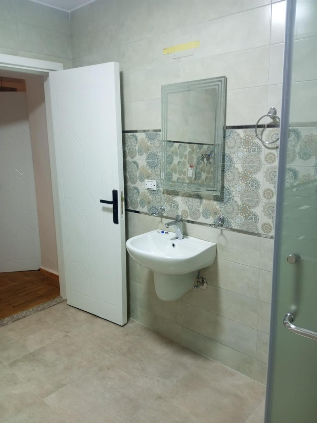 Pyramids Nights Hostel Kafrat al Jabal Bagian luar foto